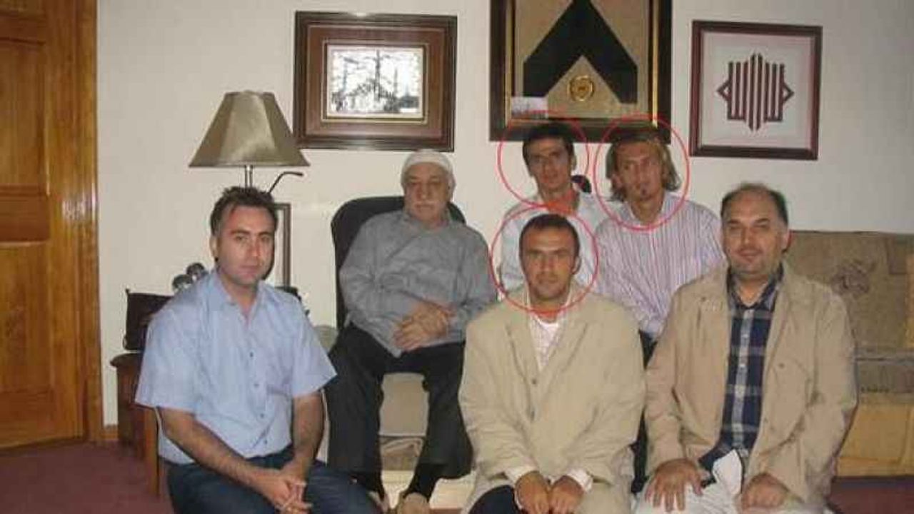 Bilgisayarından bu kare çıktı: 3 eski futbolcu Fethullah Gülen'le