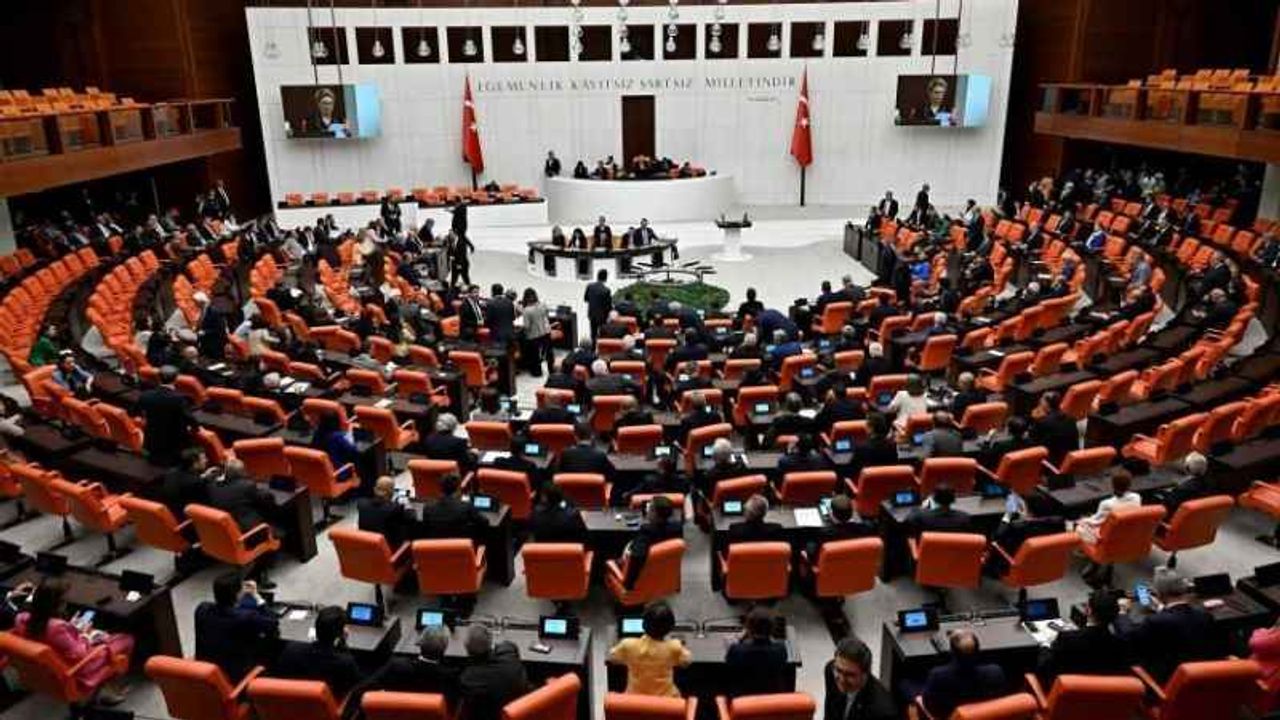 Meclis'te zamların genel görüşmeye açılması talebi reddedildi