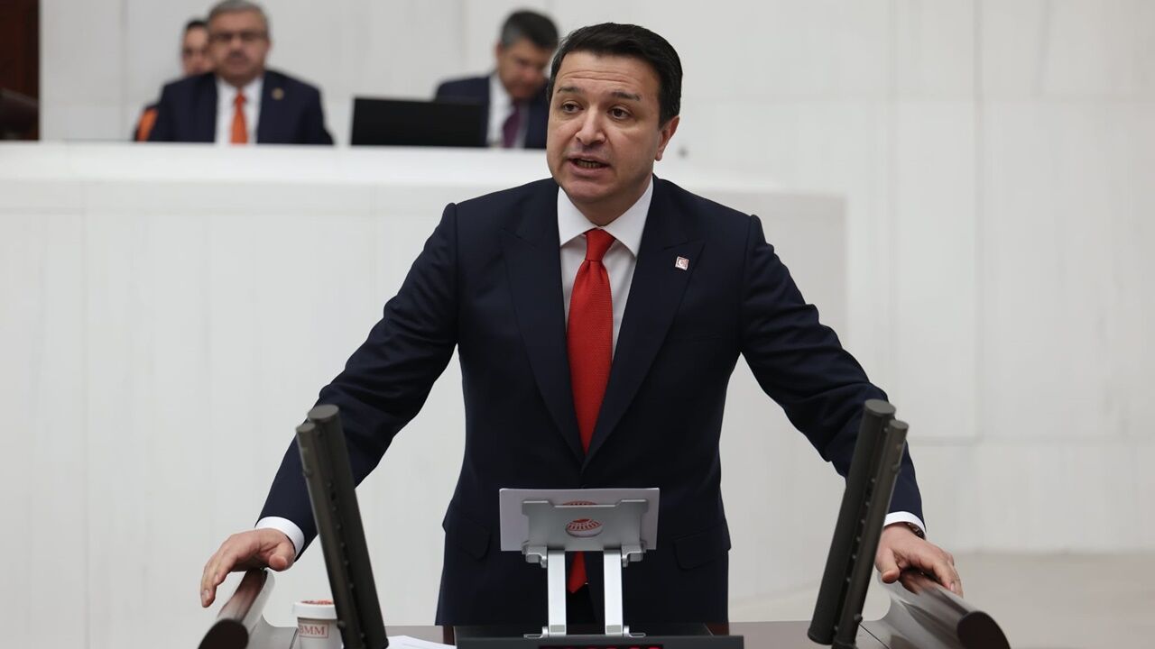 Mahmut Arıkan’dan Meclis’te “İstişare ve Adalet” çağrısı... “Siyasetin gündemi kutuplaşma değil, diyalog olmalı”