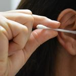 Kulak çubuğu kullanmak zararlı mı? Uzman doktorlar ne öneriyor? Kulak çubuğu hakkında sıkça sorulan sorular…