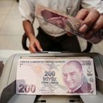 Sıkı para politikasında 3 kritik esneme: Çarklar rahatlayacak mı?
