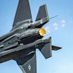 F-35 Six in the Bay nedir? Füze kapasitesi kaça çıkacak? Yüzde 50 artış nasıl sağlanacak? 2030 planı ne zaman tamamlanacak?