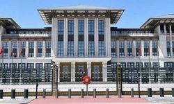 Fon skandalında düğmeye basıldı ama sorular yanıtsız kaldı: Fatura bürokratlara kesildi, peki siyasi ayağa ne olacak? Yanlış düğmeye mi basıldı!