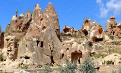 Kapadokya'da peribacası çöktü! Ölü ve yaralıların olduğu belirtildi