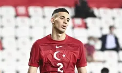 Fenerbahçe Mert Müldür ile sözleşme yenileyecek mi? Sezon sonu bitecek kontratı için yeni karar