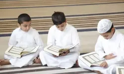 Medrese mezunları dikkate alınmalı! Medrese mezunları için denklik ve akademik geçiş çağrısı! Gençliğin manevi ve ahlaki gelişimi sağlanmalı!