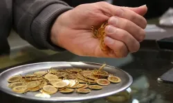 Altın fiyatları çakıldı! İşte 18 Kasım 2025 gram, çeyrek ve Cumhuriyet altını fiyatları