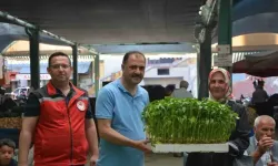 Demirci çiftçisine fide desteği: 40 bin adet fide dağıtıldı!