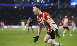 PSV'de 36 yaşındaki Perisic'in sözleşmesi 2 yıl uzatıldı