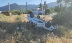 Konya'da trafik kazası: Otomobil şarampole uçtu, 4 yaralı! 
