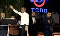 CHP'nin Adana mitingi... Özgür Özel: 11 yıl geriye gidip iftira attırıyorlar