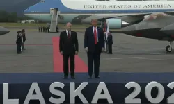 Trump ve Putin Alaska’da bir araya geldi, kritik görüşme başladı