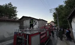 Çorum'da şüpheli yangın: 5 ev zarar gördü, kundaklama iddiası gündemde!