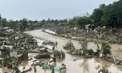 Filipinler’i vuran "Kalmaegi" tayfunu: Can kaybı 204’e yükseldi!