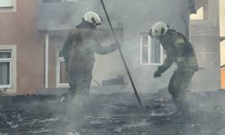 Ümraniye'de iş yeri deposu yangında hasar gördü