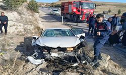 Afyonkarahisar'daki trafik kazasında 1 kişi öldü, 2 kişi yaralandı