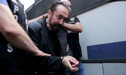 Adnan Oktar övgüsüne geçit yok! 450 hesaba soruşturma