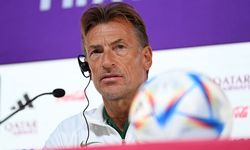 Suudi Arabistan Teknik Direktörü Herve Renard'dan çok klas hareket! Ezana saygısı büyük takdir topladı
