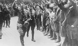 Flaş! hitler’in DNA’sı çözüldü mü? Orduda, sivil hayatta, her yerde hitler!