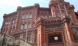 Biz açıyoruz onlar kapatıyor