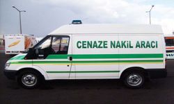 Siirt'te feci kaza! Otobüsle çarpışan motosikletteki 2 kardeşten biri öldü, diğeri yaralandı