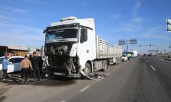 Diyarbakır'da trafik kazasında 2 kişi öldü, 3 kişi yaralandı