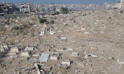 Eski Gazze mezarlığı harabeye döndü!