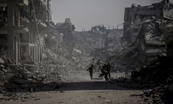 Hamas: İsrail, Gazze'nin doğusunda kontrolü altındaki bölgelerdeki binaların yıkımına yoğunlaştı