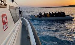 İzmir açıklarında 26 kaçak göçmen yakalandı!