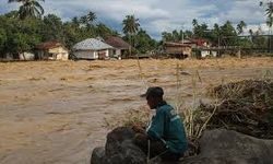 Endonezya'da bilanço ağırlaşıyor! Can kaybı 440'ı geçti