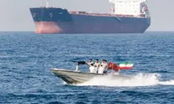 ABD ve İran arası geriliyor! İran Hürmüz Boğazı’nda ticari gemiye el koydu