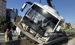 Faciadan dönüldü! Kadıköy'de korkutan kaza!