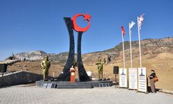 KKTC'de Sarı Çizmeli Mehmet Ağa Anıtı açıldı