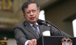 Petro: "Trump'ın Venezuela'daki derdi petrol"