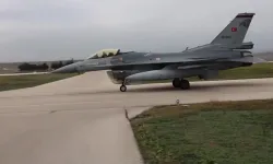 Türk Hava Kuvvetleri’nden Karadeniz semalarında eğitim uçuşu