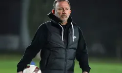 Beşiktaş’ta yaprak dökümü! Sergen Yalçın’dan iki futbolcuya net mesaj