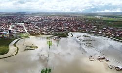 Bolivya'da sel bilançosu ağırlaşıyor: Can kaybı 20'ye yükseldi!