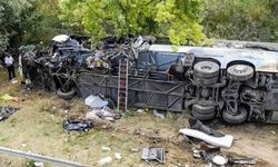 Cezayir'de katliam gibi kaza! Yolcu otobüsü kazası: 13 ölü, 35 yaralı