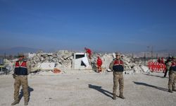 Gerçeğini aratmadı! Denizli'de 5,6 büyüklüğünde deprem senaryosuyla tatbikat yapıldı