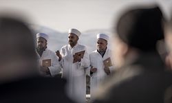 Erzurum’un 500 yıllık manevi zırhı: "1001 Hatim" geleneği dualarla başladı