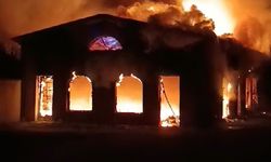 Fransa’da bir camide kundaklama şüphesi