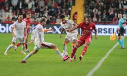 Galatasaray, Antalya'yı rahat geçti: Yıldız isimler gol oldu