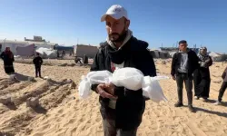 Gazze'de 2 aylık bebek soğuktan vefat etti