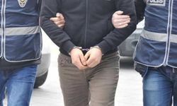 Kanmayın bu sahtekarlara! Aksaray'da polis olarak tanıttığı kişinin 5.5 milyon liralık ziynet eşyasını dolandıran şüpheli yakalandı