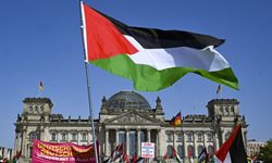 İsrail dostu hükümet kararını açıkladı: Almanya Gazze’ye asker göndermeyecek