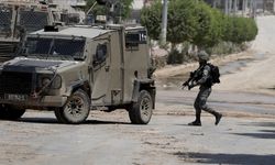 İşgalci İsrail ordusu Şam kırsalı ilinin güneybatı bölgesine baskın düzenledi