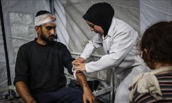 İsrail tıbbi malzeme girişini engelliyor: Gazzeliler ilaçsızlıktan can veriyor