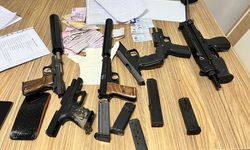 İstanbul'da 'Çirkinler' çetesine operasyon: Uzi ele geçirildi, 7 kişi tutuklandı