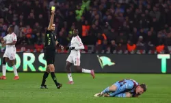 Kırmızı kart çıkmalı mıydı? Trabzonspor-Beşiktaş maçının tartışmalı pozisyonları