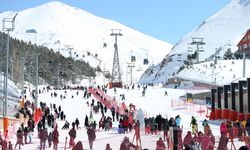 Kayak sezonu başladı Palandöken doldu taştı!